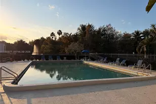 731 N Pine Island Rd, Plantation, FL 33324 - Photo 19