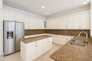 1490 Cleveland Rd, Miami Beach, FL 33141 - Photo 5