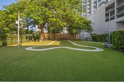 10 SW South River Dr #608, Miami, FL 33130 - Photo 33