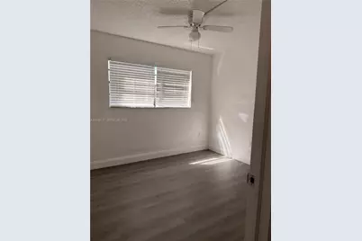 1123 NW 27th Ave #1, Fort Lauderdale, FL 33311 - Photo 7