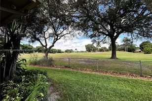 2001 S Saint Andrews Rd, Hollywood, FL 33021 - Photo 7