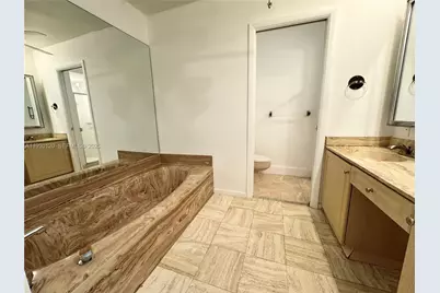 2001 S Saint Andrews Rd #121, Hollywood, FL 33021 - Photo 39