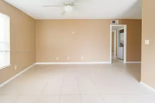 4951 Wedgewood Way, West Palm Beach, FL 33417 - Photo 3