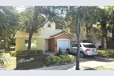 1304 NW 3rd St #0, Fort Lauderdale, FL 33311 - Photo 1