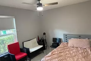 9530 Ashley Dr, Miramar, FL 33025 - Photo 19