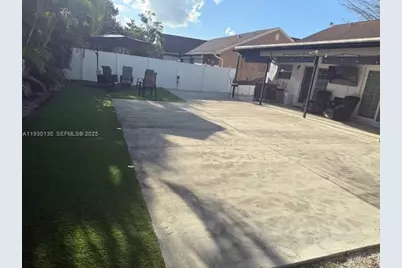 9530 Ashley Dr, Miramar, FL 33025 - Photo 27