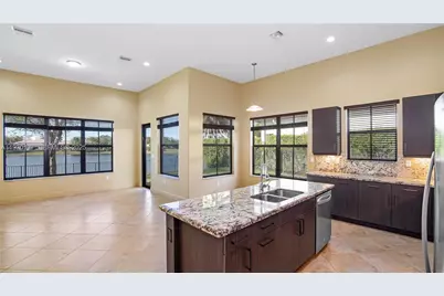 3712 NW 82nd Dr, Cooper City, FL 33024 - Photo 7