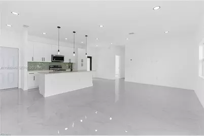 837 Colyer St E, Lehigh Acres, FL 33974 - Photo 9