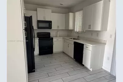 1030 SE 23rd Ter, Homestead, FL 33035 - Photo 11