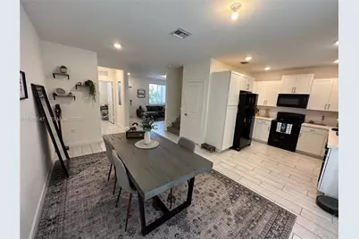 1030 SE 23rd Ter, Homestead, FL 33035 - Photo 7