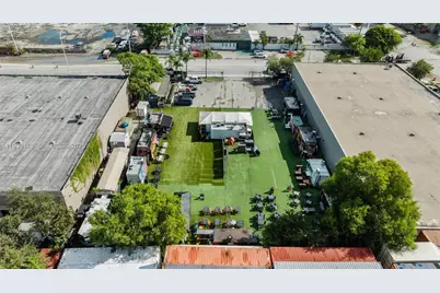 7070 NW 84th Ave, Medley, FL 33166 - Photo 3