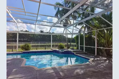 1035 Waterside Cir, Weston, FL 33327 - Photo 17