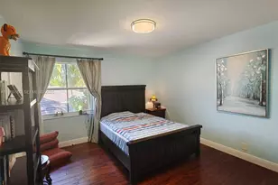 1035 Waterside Cir, Weston, FL 33327 - Photo 13