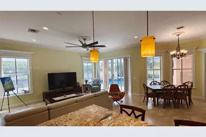 1035 Waterside Cir, Weston, FL 33327 - Photo 7