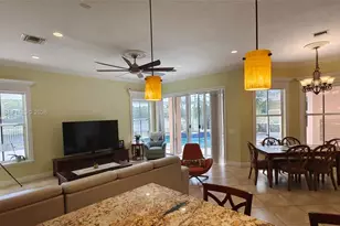 1035 Waterside Cir, Weston, FL 33327 - Photo 7