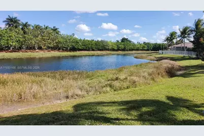 1035 Waterside Cir, Weston, FL 33327 - Photo 29