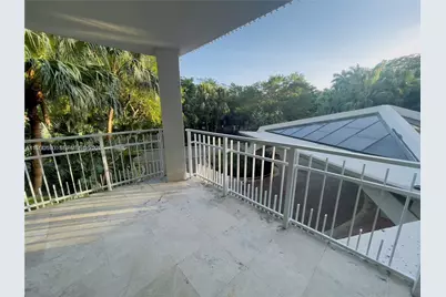 2000 Towerside #309, Miami, FL 33138 - Photo 13