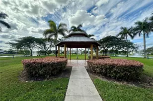 2933 SE 2nd Dr, Homestead, FL 33033 - Photo 17