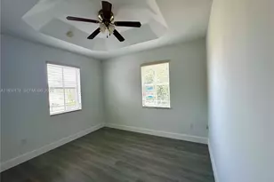 2933 SE 2nd Dr, Homestead, FL 33033 - Photo 9