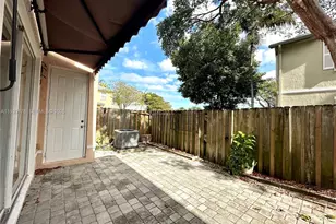 2933 SE 2nd Dr, Homestead, FL 33033 - Photo 11