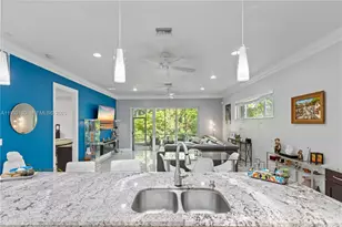 228 SW 4th St, Dania Beach, FL 33004 - Photo 13