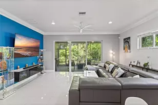 228 SW 4th St, Dania Beach, FL 33004 - Photo 15