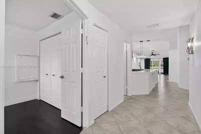 7440 Pinewalk Dr S, Margate, FL 33063 - Photo 35