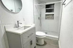 248 SW 18th Ct, Miami, FL 33135 - Photo 21