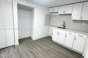 248 SW 18th Ct, Miami, FL 33135 - Photo 19