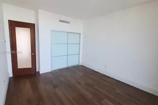 1000 Venetian Way, Miami Beach, FL 33139 - Photo 21