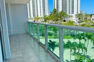 100 Bayview Dr, Sunny Isles Beach, FL 33160 - Photo 21