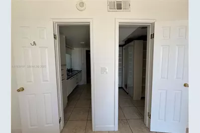 100 Bayview Dr #309, Sunny Isles Beach, FL 33160 - Photo 29