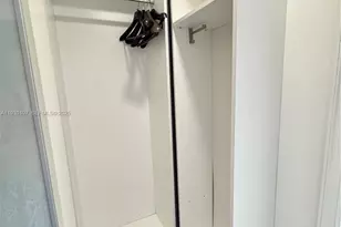 100 Bayview Dr, Sunny Isles Beach, FL 33160 - Photo 33