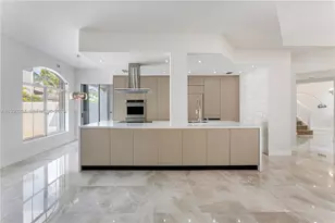 21156 NE 33rd Ave, Aventura, FL 33180 - Photo 1