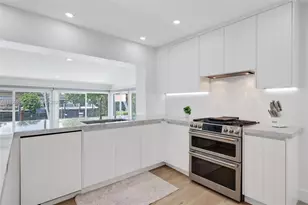 2448 SE 9th St, Pompano Beach, FL 33062 - Photo 11