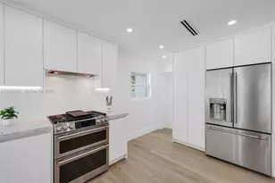 2448 SE 9th St, Pompano Beach, FL 33062 - Photo 15