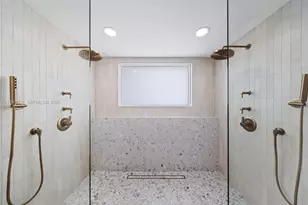 2448 SE 9th St, Pompano Beach, FL 33062 - Photo 45