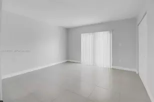 1022 SW 138th Pl, Miami, FL 33184 - Photo 23