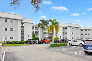 7 Colonial Club Dr, Boynton Beach, FL 33435 - Photo 35