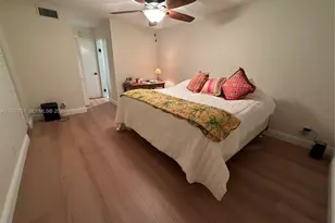 7 Colonial Club Dr, Boynton Beach, FL 33435 - Photo 23