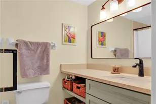 7 Colonial Club Dr, Boynton Beach, FL 33435 - Photo 29