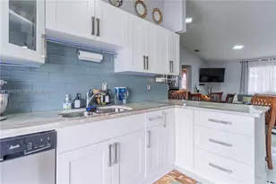 6900 NW 173rd Dr, Hialeah, FL 33015 - Photo 9