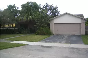11020 SW 141st Ave, Miami, FL 33186 - Photo 11