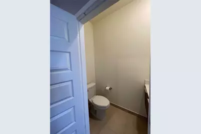 7825 NW 104th Ave #33, Doral, FL 33178 - Photo 5
