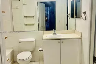 5077 NW 7th St, Miami, FL 33126 - Photo 15