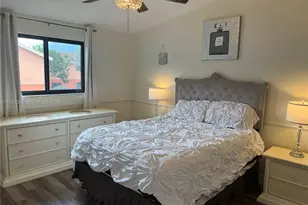 50 SE 12th St, Boca Raton, FL 33432 - Photo 9