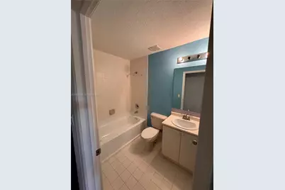 2525 SE 15th Pl #194, Homestead, FL 33035 - Photo 11