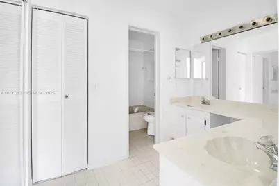 3553 Magellan Cir #317-1, Aventura, FL 33180 - Photo 19