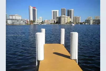 450 Golden Isles Dr #3C, Hallandale Beach, FL 33009 - Photo 27