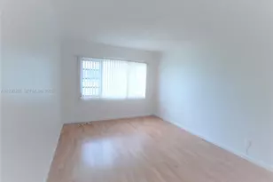 450 Golden Isles Dr, Hallandale Beach, FL 33009 - Photo 17
